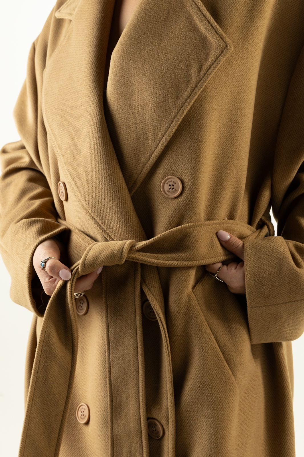 Timeless layer coat in camel