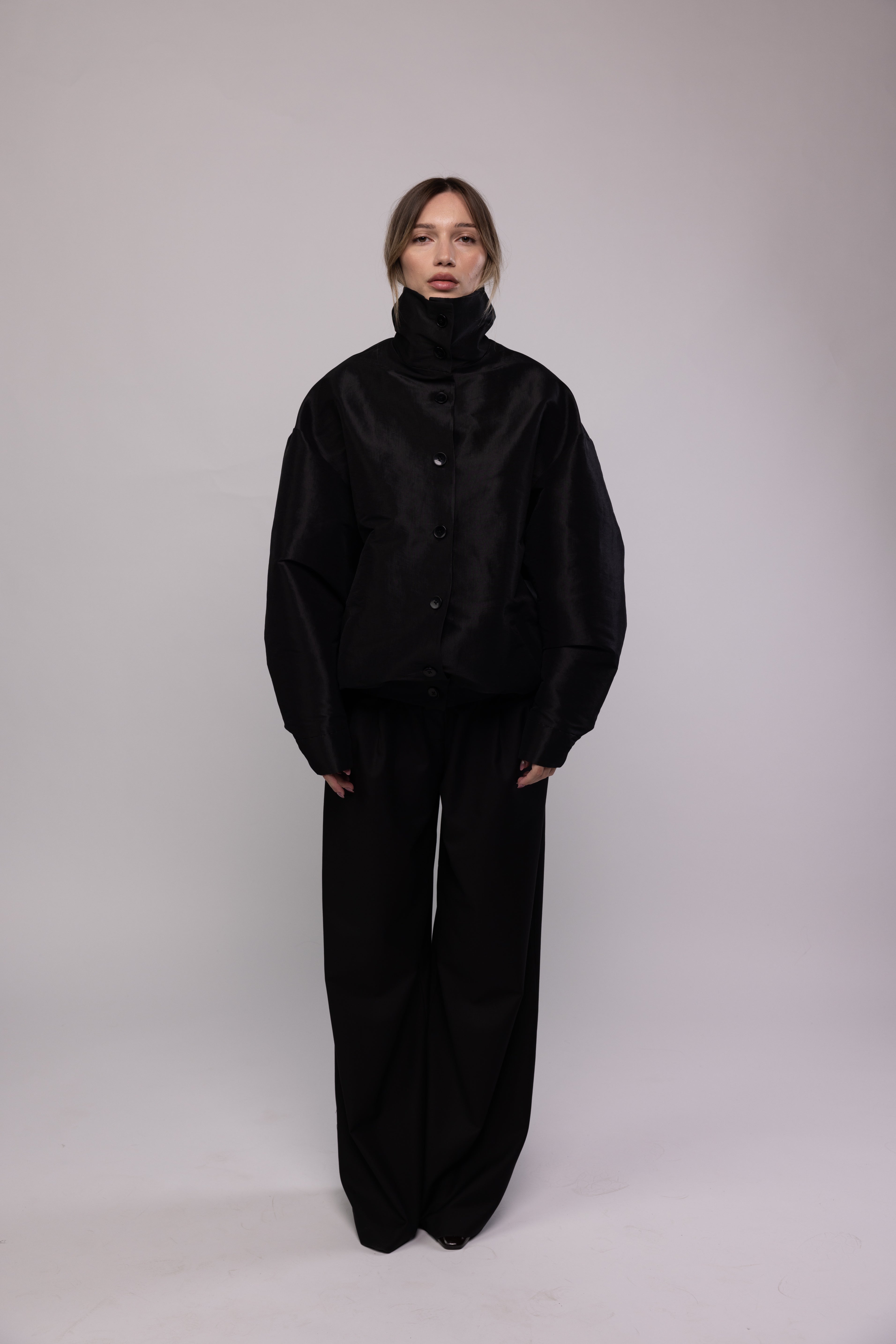 Crest 903 bomber in black